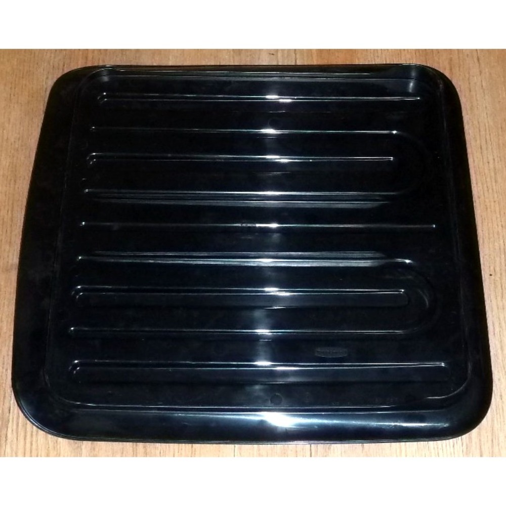 Rubbermaid Drain Board Size Small 14.2x14.8x1.3 Model 118A Black NEW - Picture 2 of 3